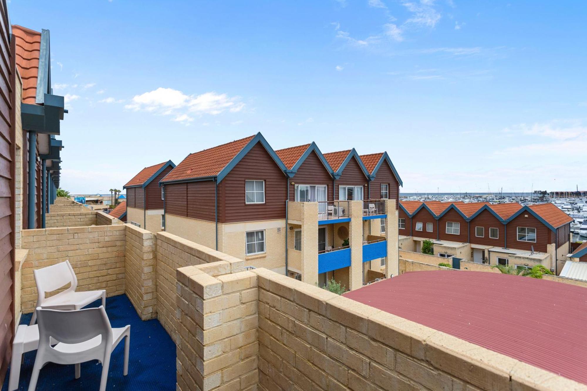 Nautica Residences Hillarys Перт Экстерьер фото